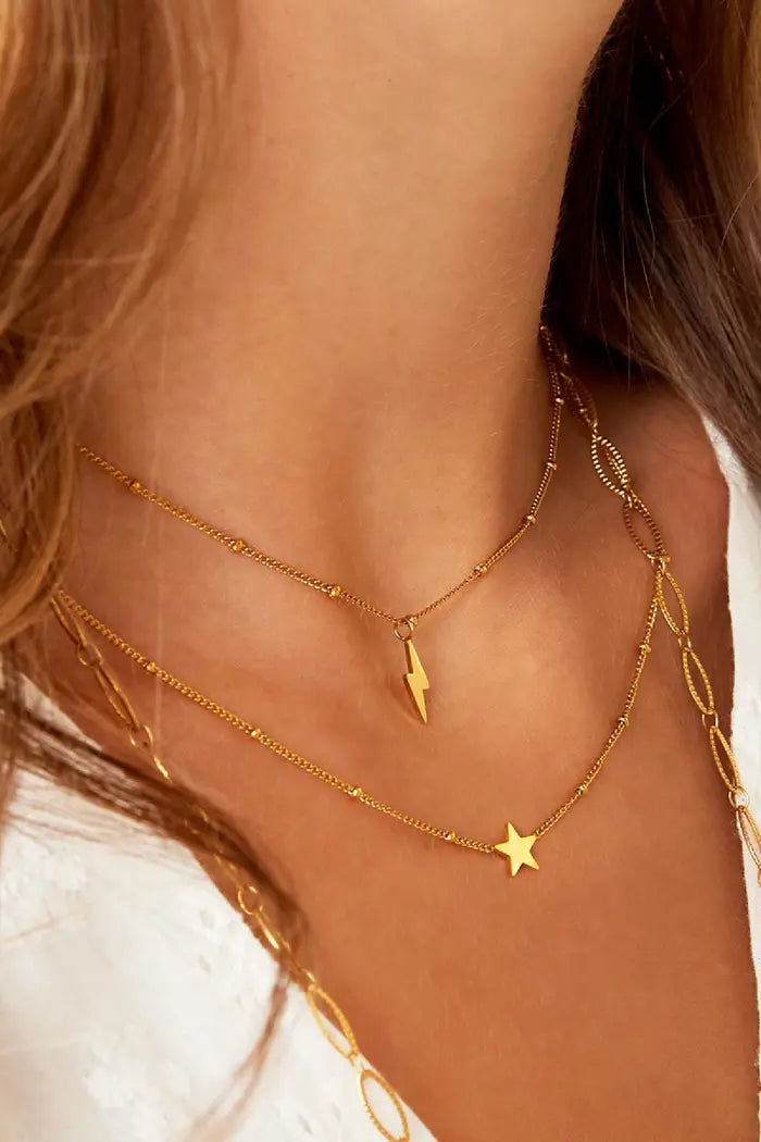 Star Necklace Aurina Ltd