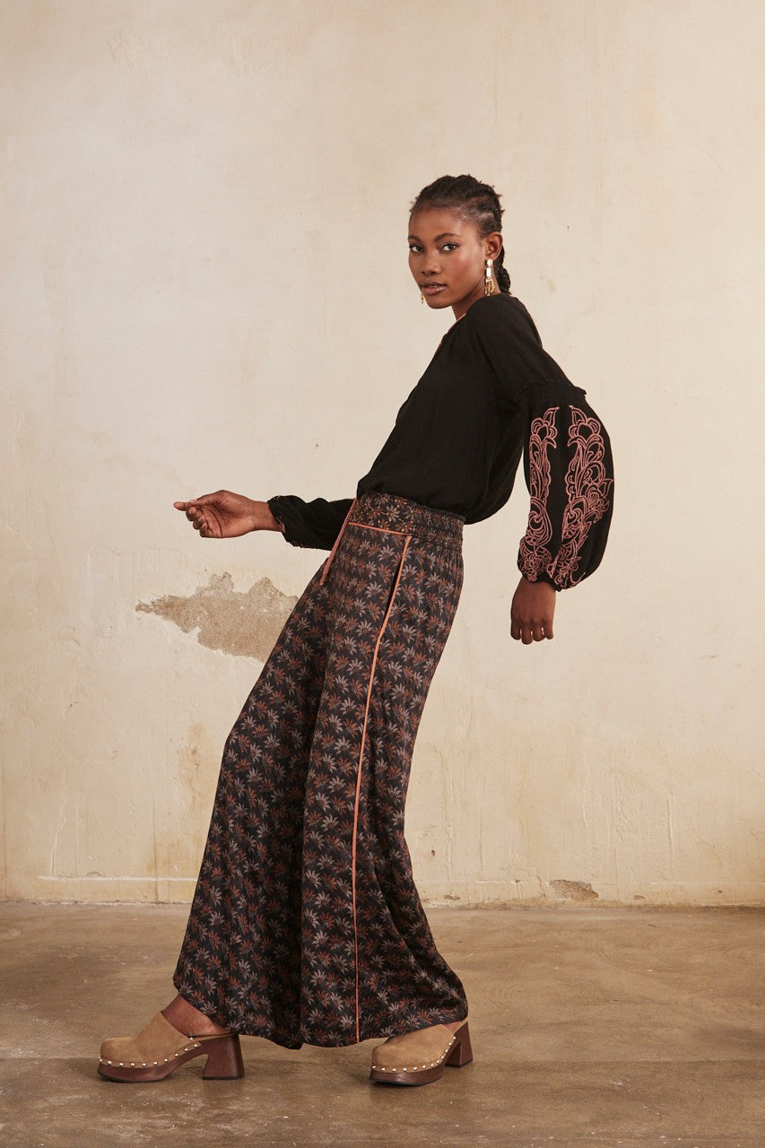 Palma Floral Trouser Aurina Ltd