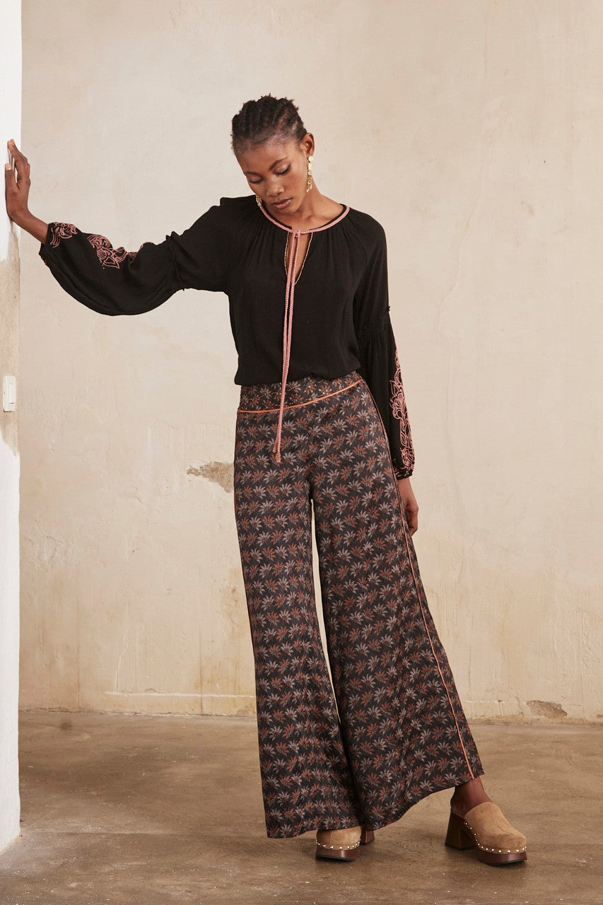 Palma Floral Trouser Aurina Ltd