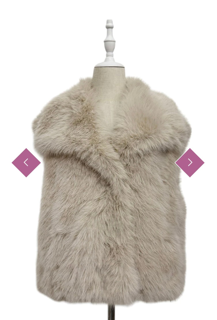 Oversized Lapel Faux Fur Gilet Aurina Pop UP Ltd