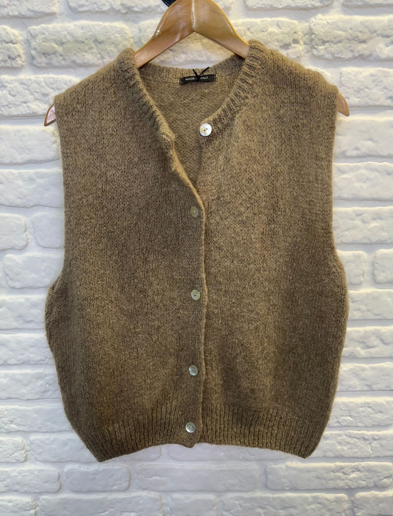Katherine Roundneck Alpaca Sleeveless Cardigan