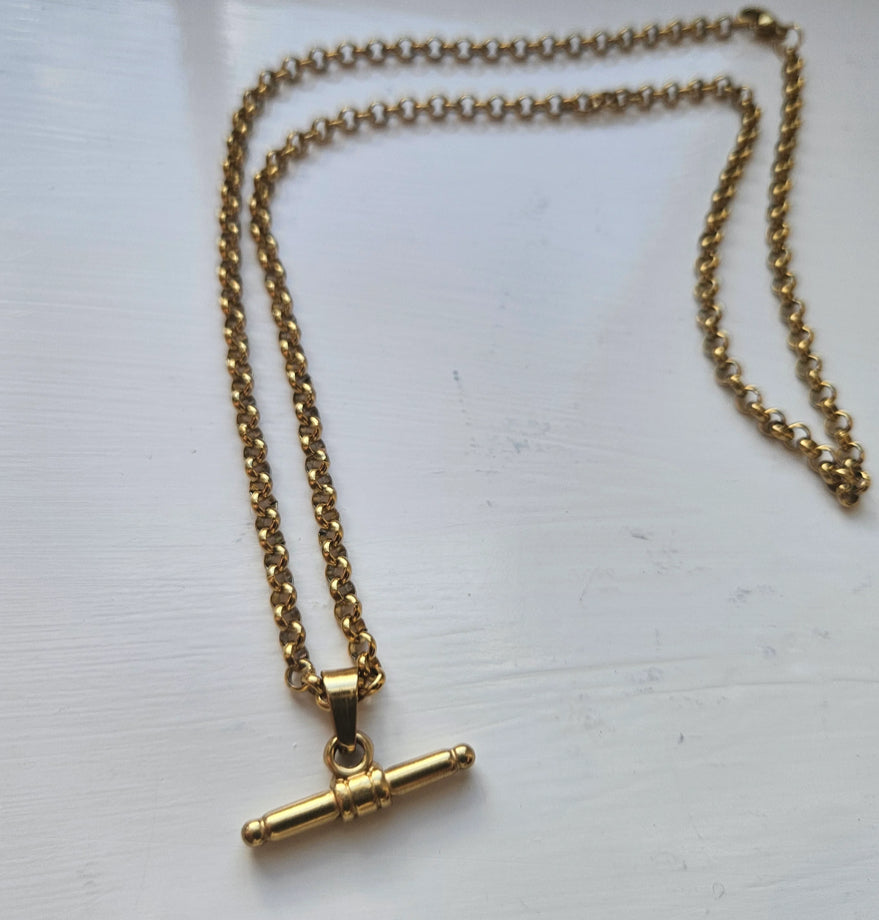 Vintage T Bar Necklace Aurina Pop UP Ltd
