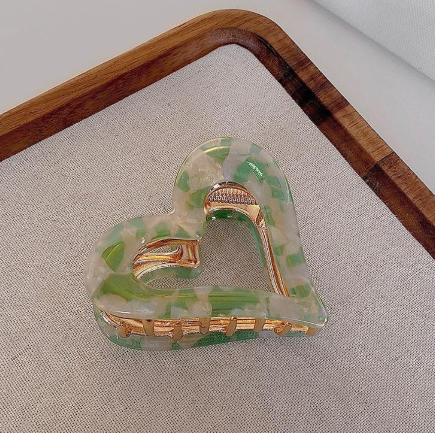 Heart Claw Clip - Green Fleck