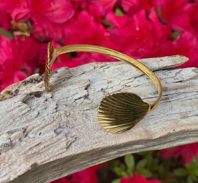 Gold Plated Shell Bracelet