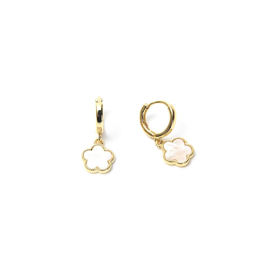 Mother of Pearl Flower Huggie Earring Aurina Pop UP Ltd