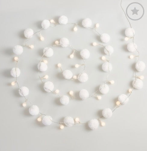 White Pom Pom Light Chain