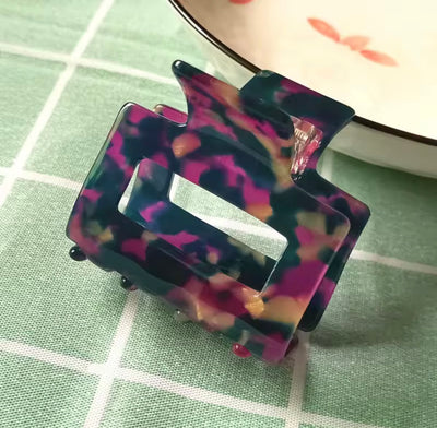 Resin Autumnal Clip