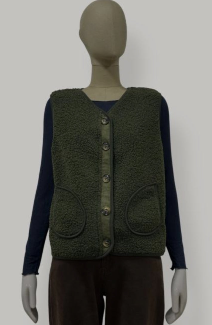 Bella Buttoned Teddy Gilet