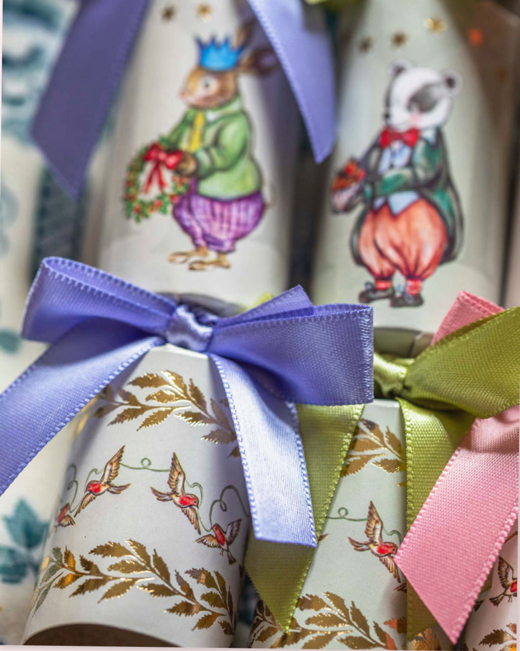 Vintage Style Mini Christmas Crackers