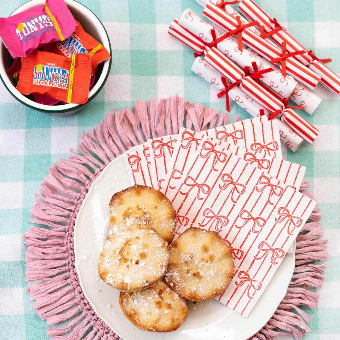 Bow Christmas Crackers