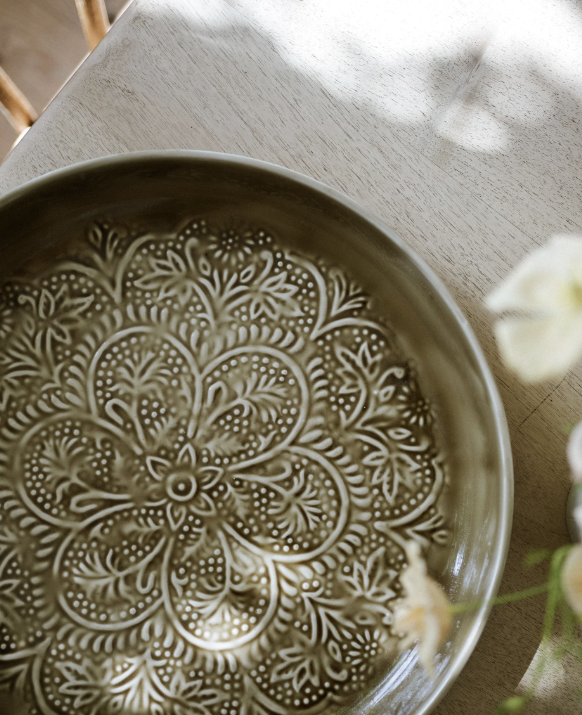 Large Round Enamel Platter - Taupe