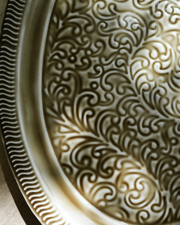 Large Oval Enamel Platter - Taupe