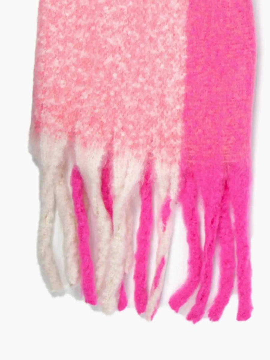 Petra Pink Blanket Scarf