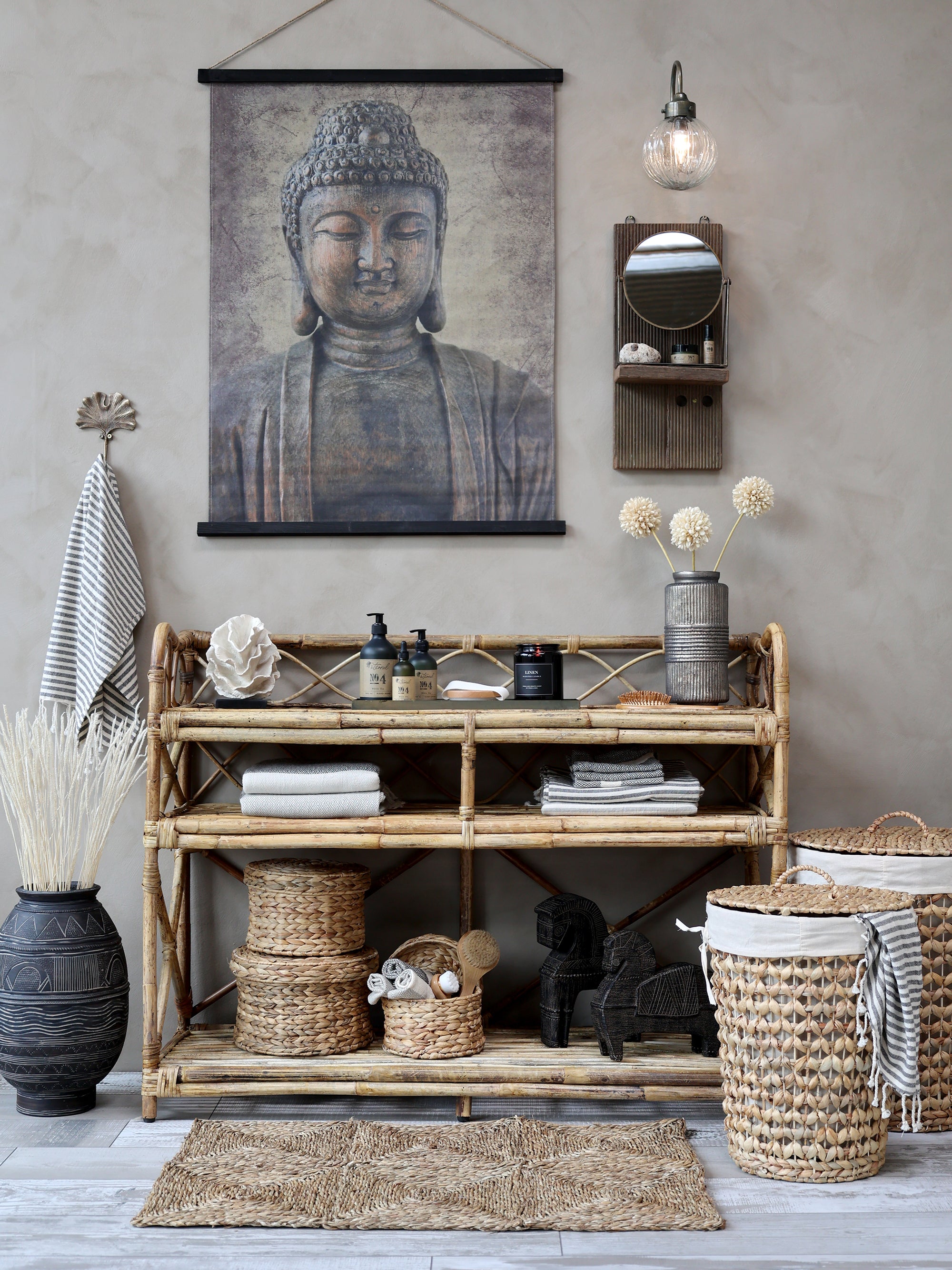 Large Antique Style Horse with Markings - Aurina Ltd