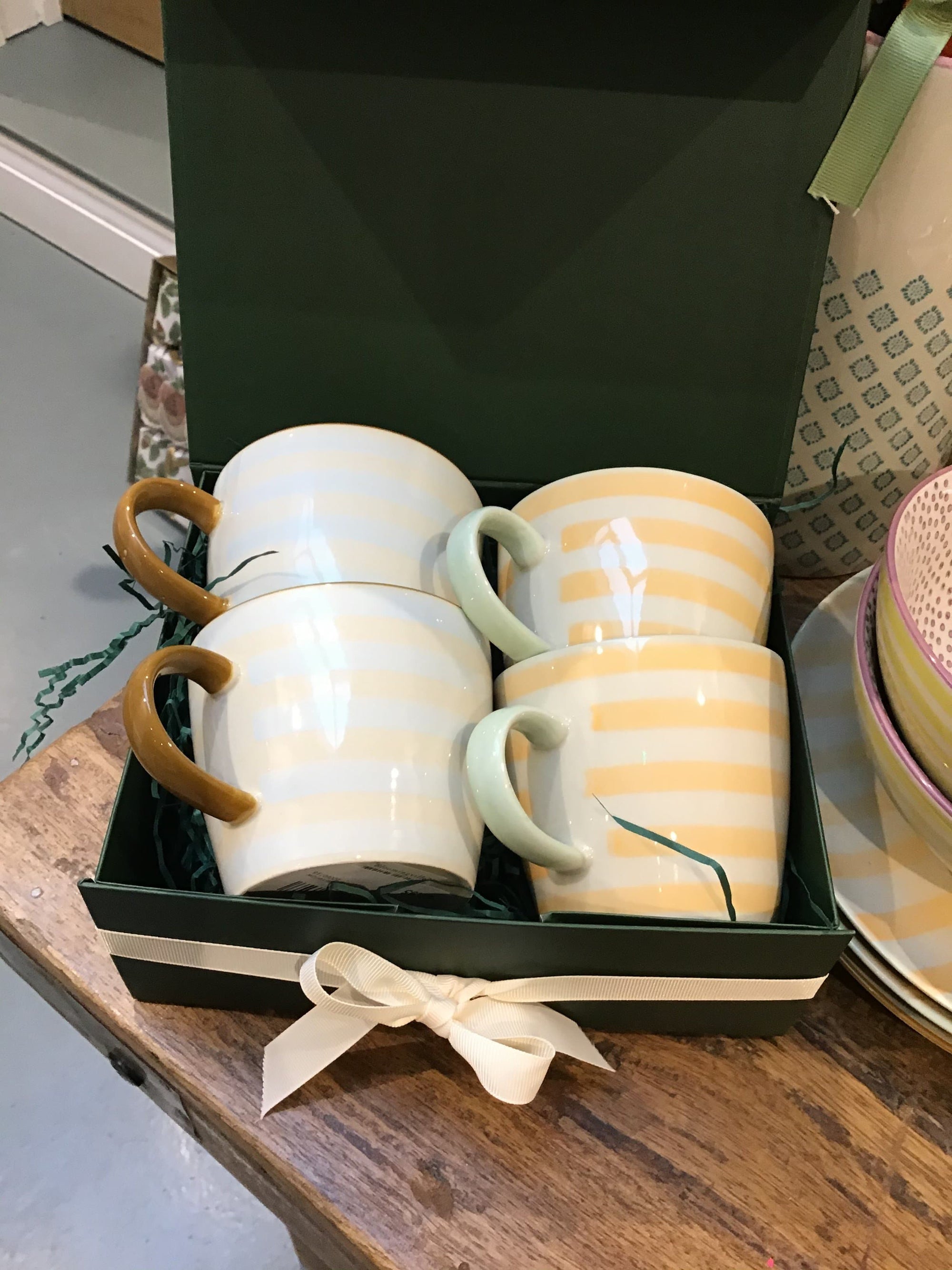 Gift Wrapping - Aurina Ltd