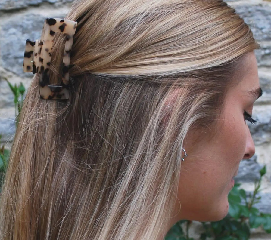 Large Resin Claw Clip - Tortoiseshell - Aurina Ltd