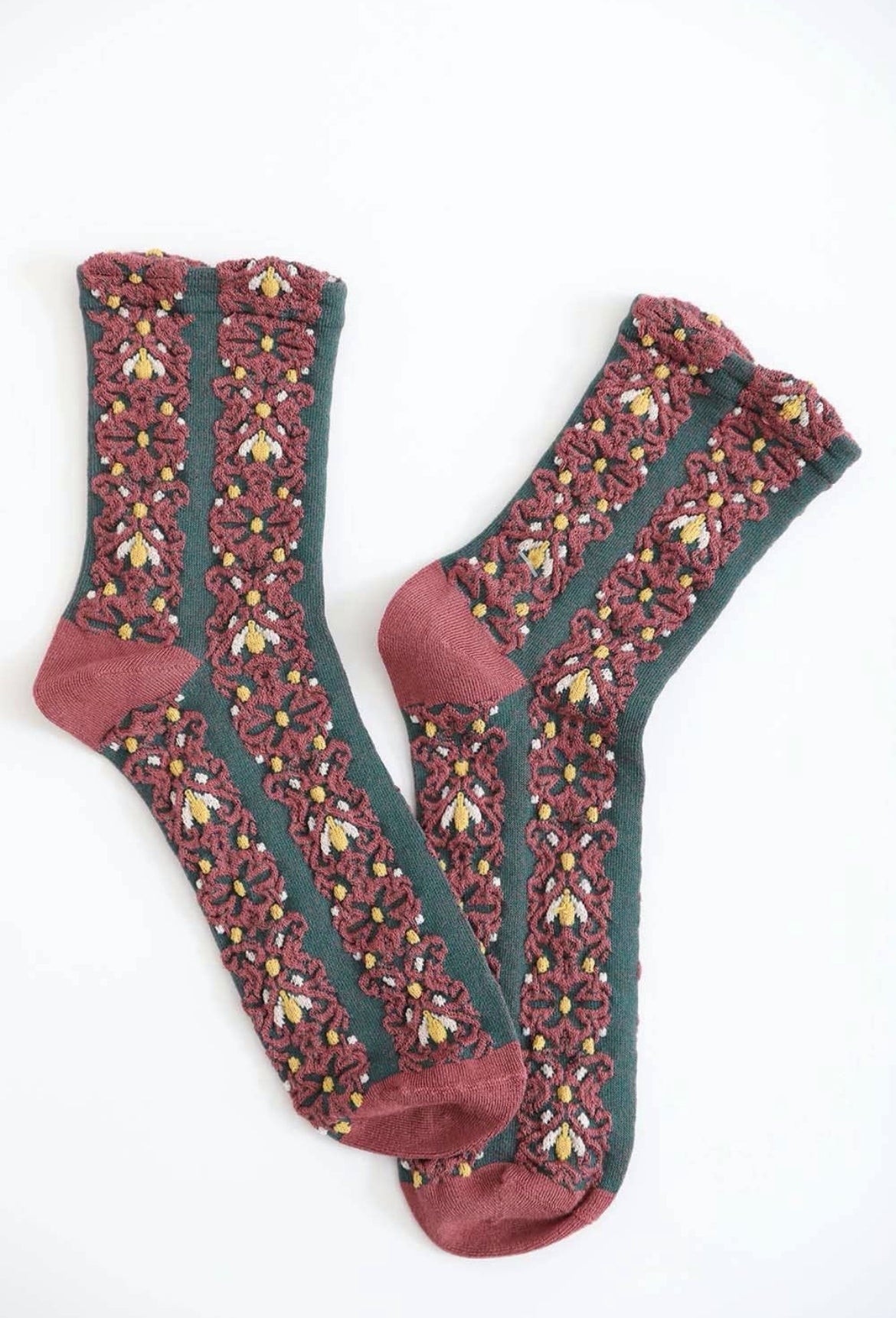 Ava Pretty Socks - Maroon