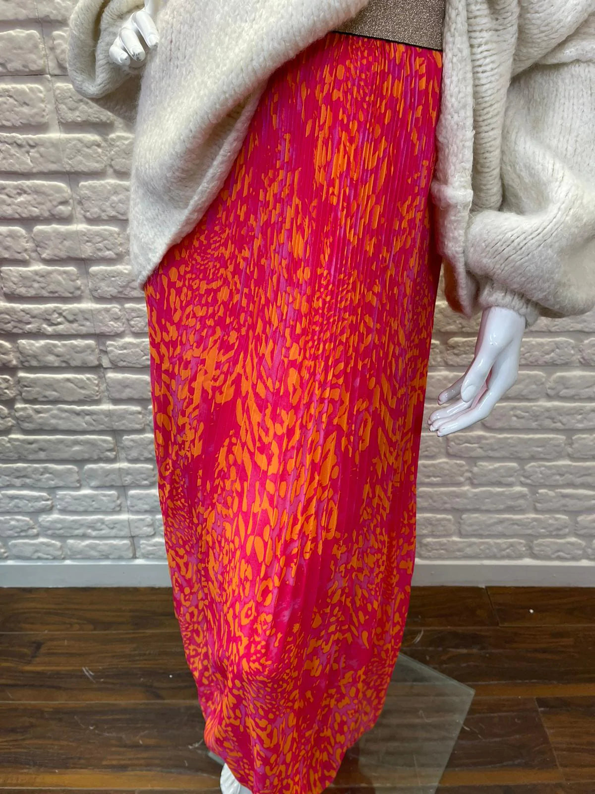 Pleated Abstract Leopard Print Skirt - Pale Blue and Pale Green